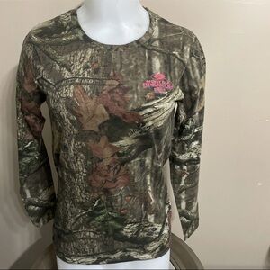NEW WOT Mossy Oak Break-Up Infinity Long Sleeve Camo Shirt Size SMALL Womens